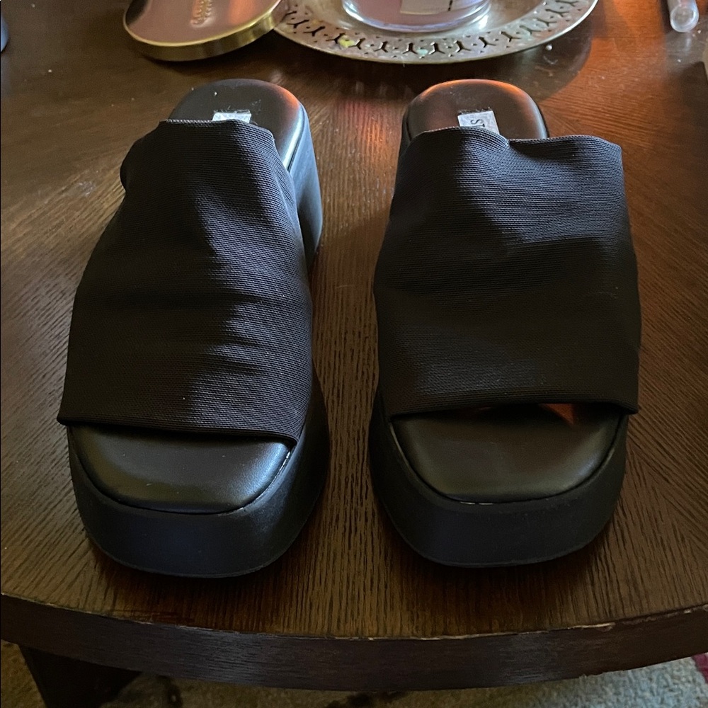 Steve Madden Slinky30 black size 9